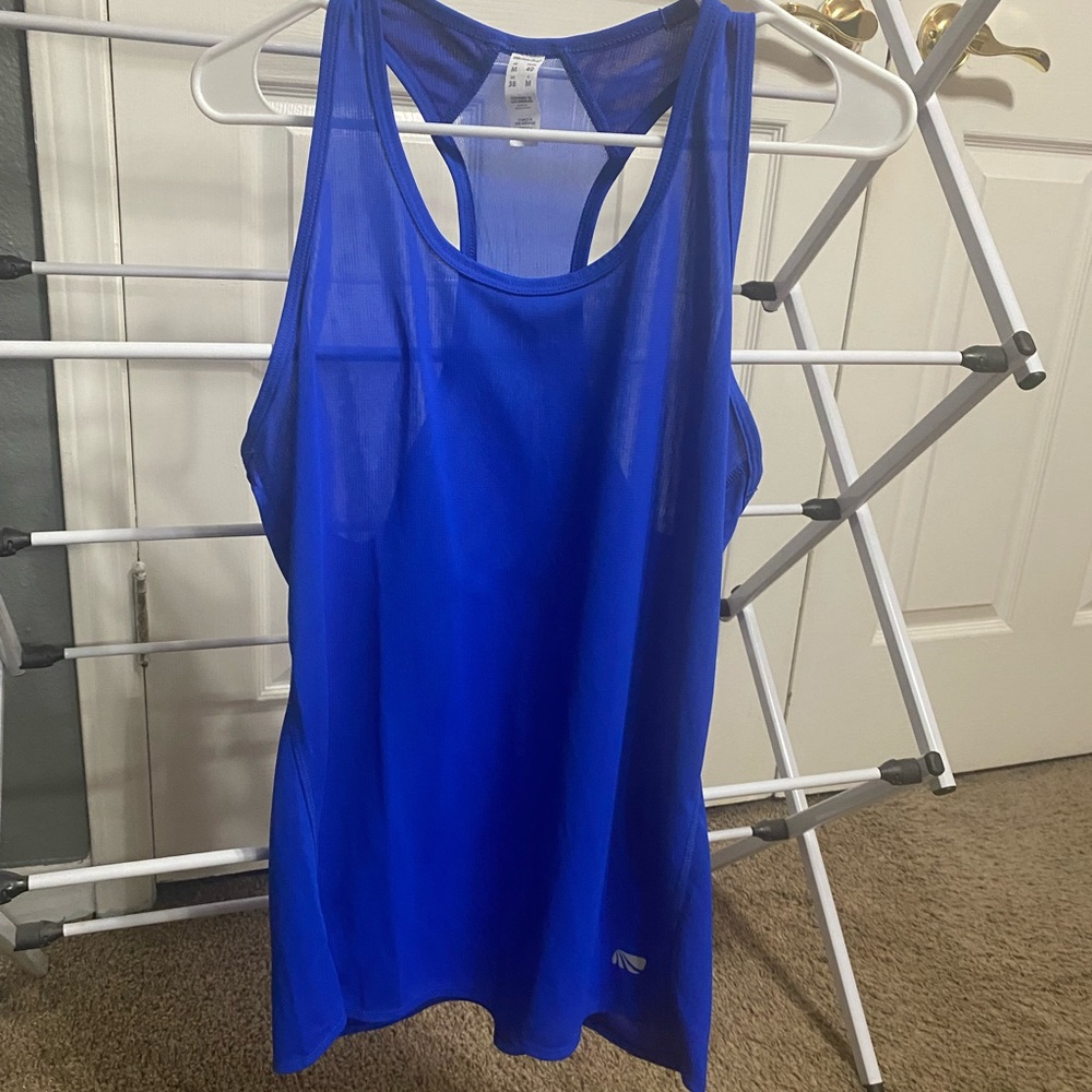 Workout tank top